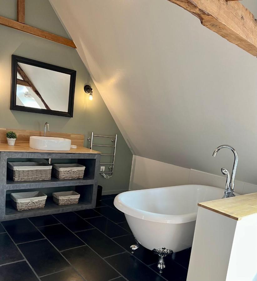 Le Clos Des Ecureuils Audrieu Extérieur photo